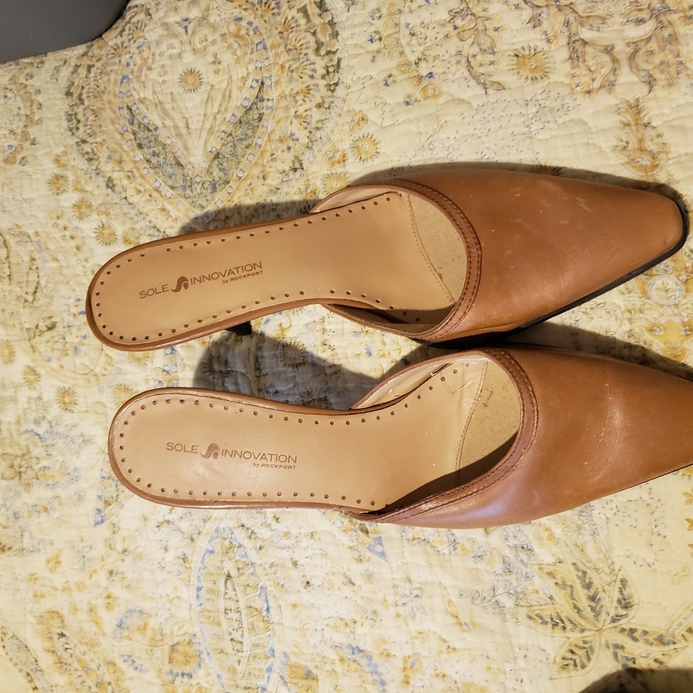 Rockport Slides